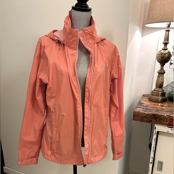 Columbia Jackets & Blazers - Columbia Coral Peachy Pink Rain/Windbreaker